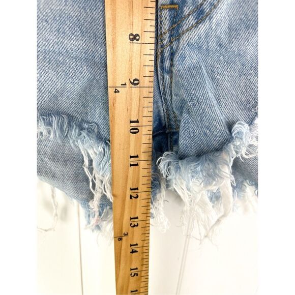 Levis 501® HIGH RISE WOMEN'S SHORTS Button Fly Ojai Frost - Light Wash 25 - Picture 9 of 16